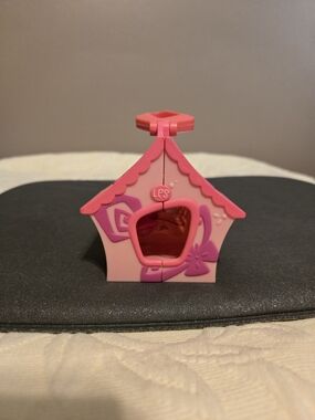 Littlest Pet Shop Mini House/Spa Fold Up Playset With Accessories